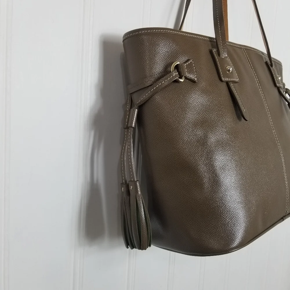 Dooney & Bourke Tote OS Davis Pebble Grain Leather Tassel Shopper Purse Brown Lg